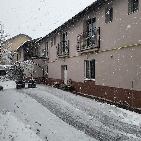 Casa Mais Brasov Luaran gambar